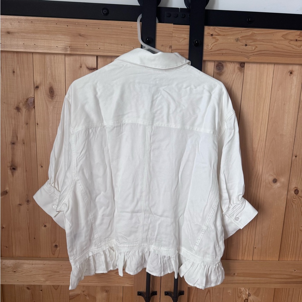 Francesca's Collections Ruffled White Button Down Shirt - Picture 4 of 5